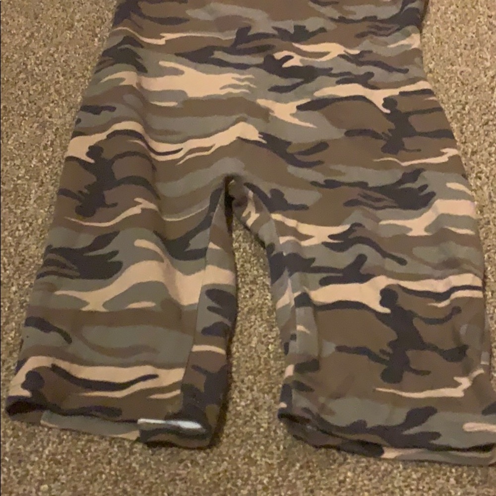 Romper medium - Picture 2 of 4